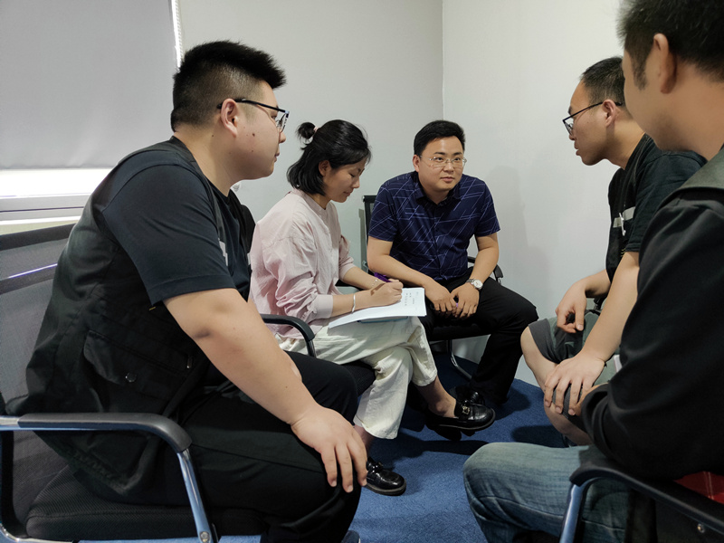 做企业必须正三观!宝时云仓召开“创三观”内部座谈会(图3) 做企业必须正三观!宝时云仓召开“创三观”内部座谈会(图3)