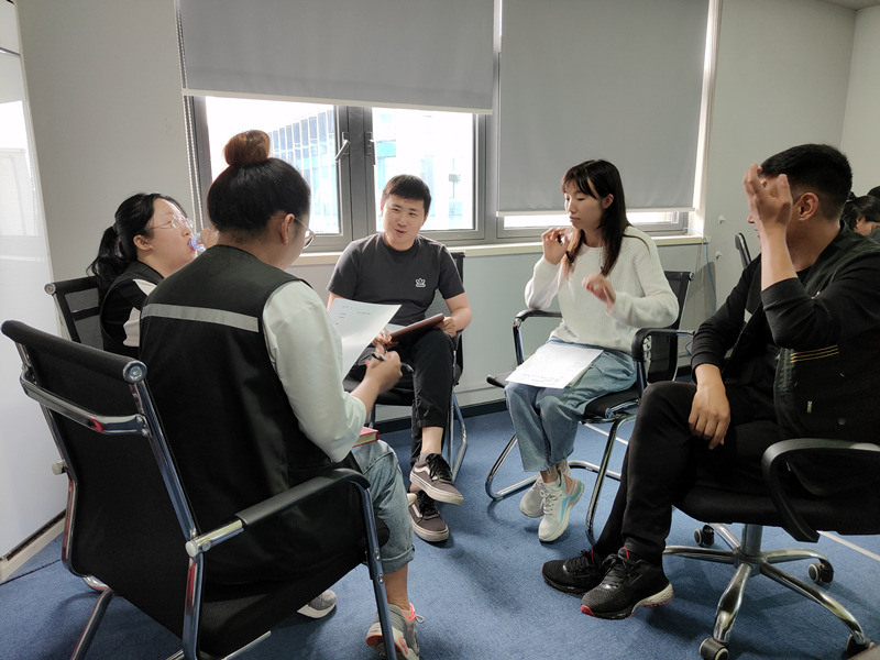做企业必须正三观!宝时云仓召开“创三观”内部座谈会(图4) 做企业必须正三观!宝时云仓召开“创三观”内部座谈会(图4)